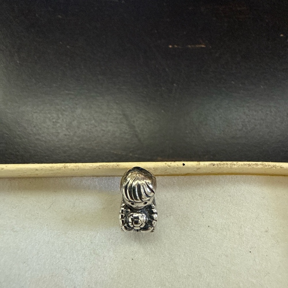 Chamilia Charm sterling silver Soccer Player Ball Boy bracelet - Picture 3 of 5